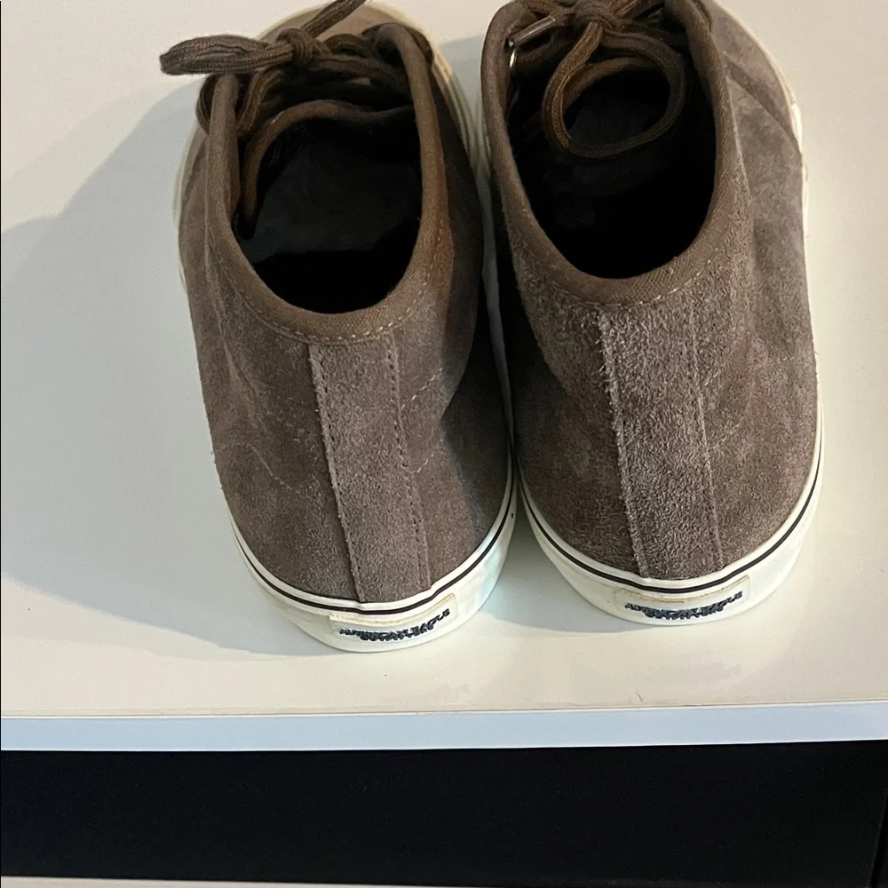 American Eagle Outfitters Suede Tan Chukka‎ Boot Sneakers Lace Up Ankle High